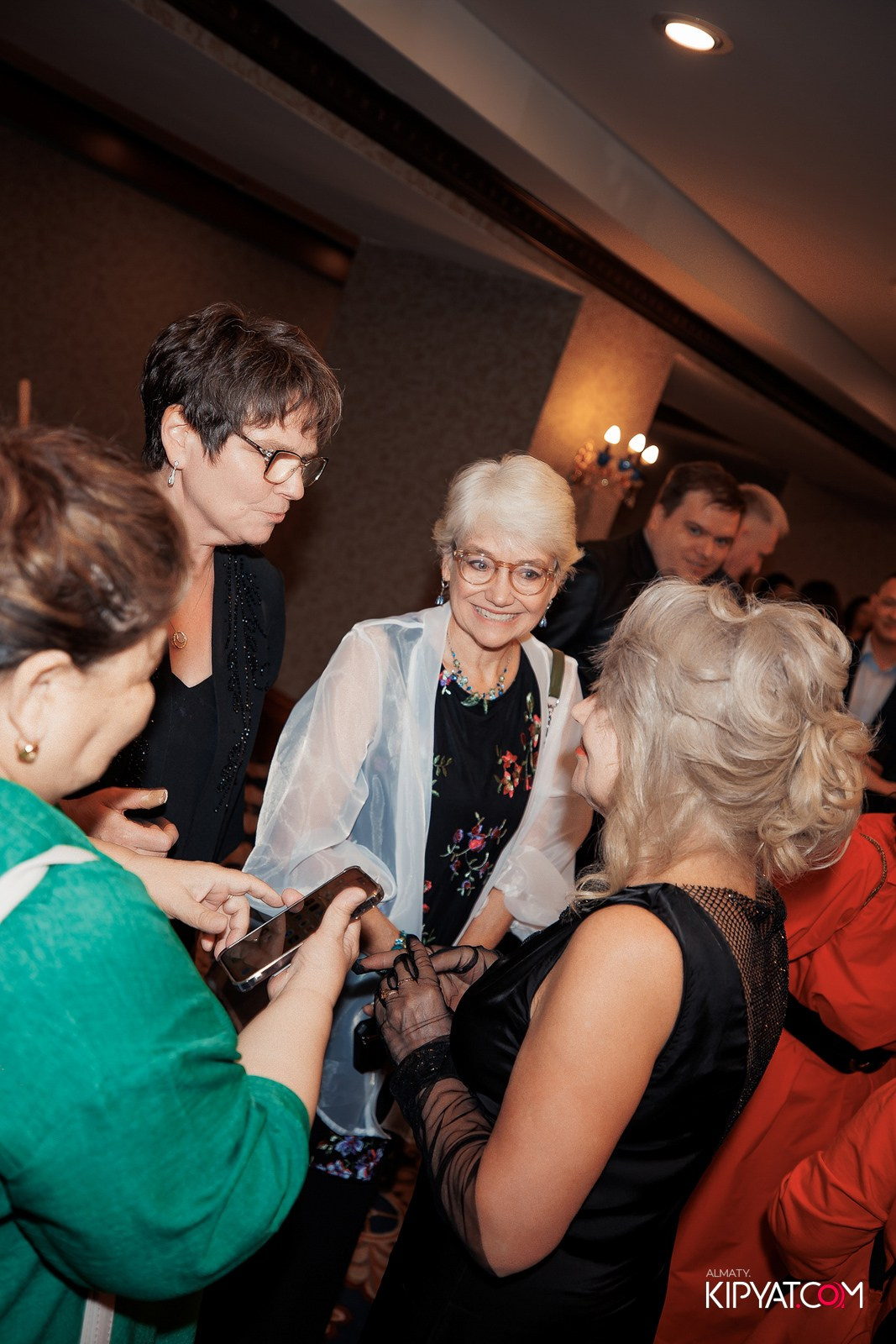 БЛАГОТВОРИТЕЛЬНЫЙ УЖИН В ЧЕСТЬ 30-ЛЕТИЯ ROTARY CLUB OF ALMATY. КИПЯТКОМ АЛМАТЫ!