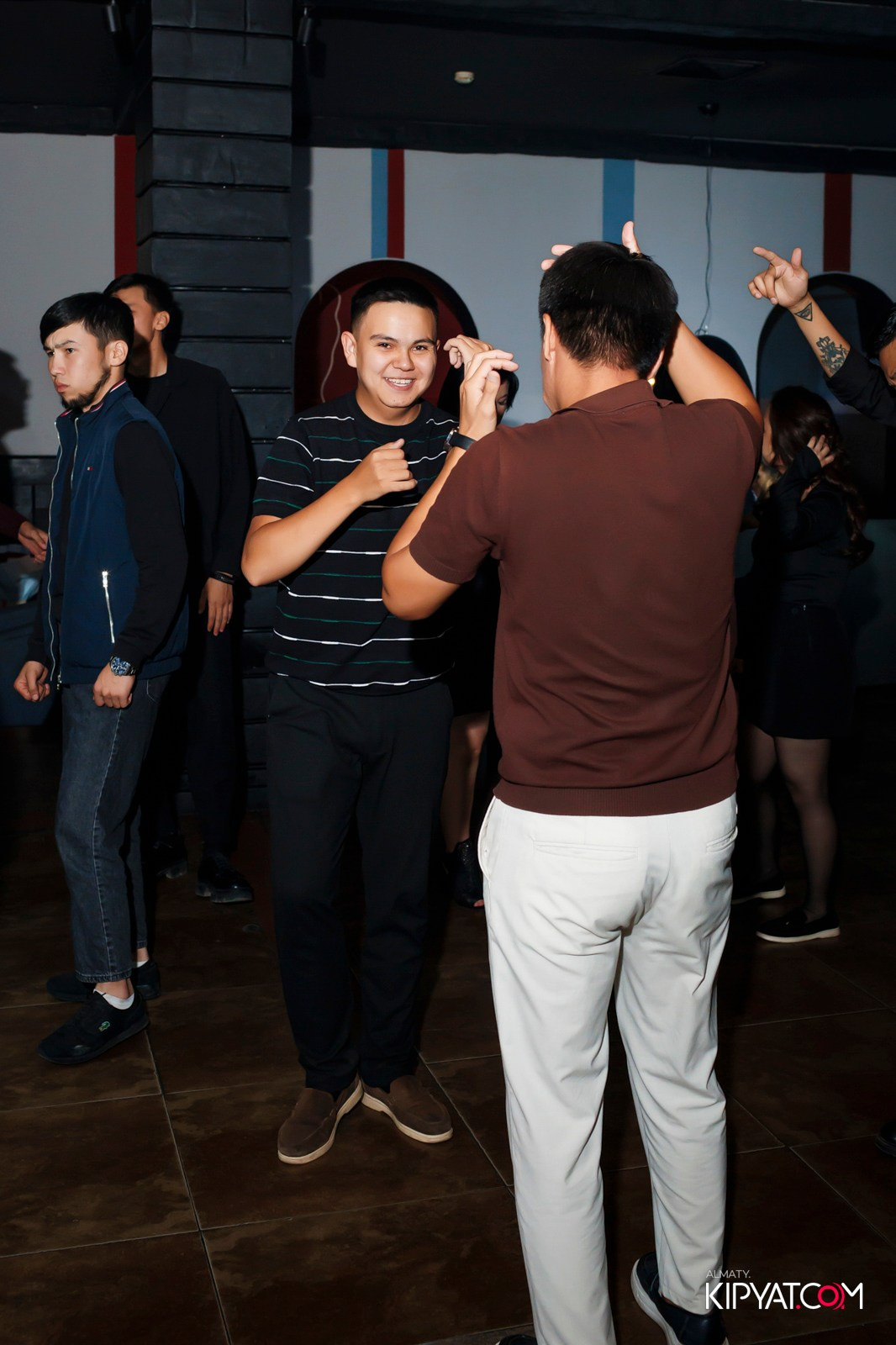 ARAGOSTA. КИПЯТКОМ АЛМАТЫ!