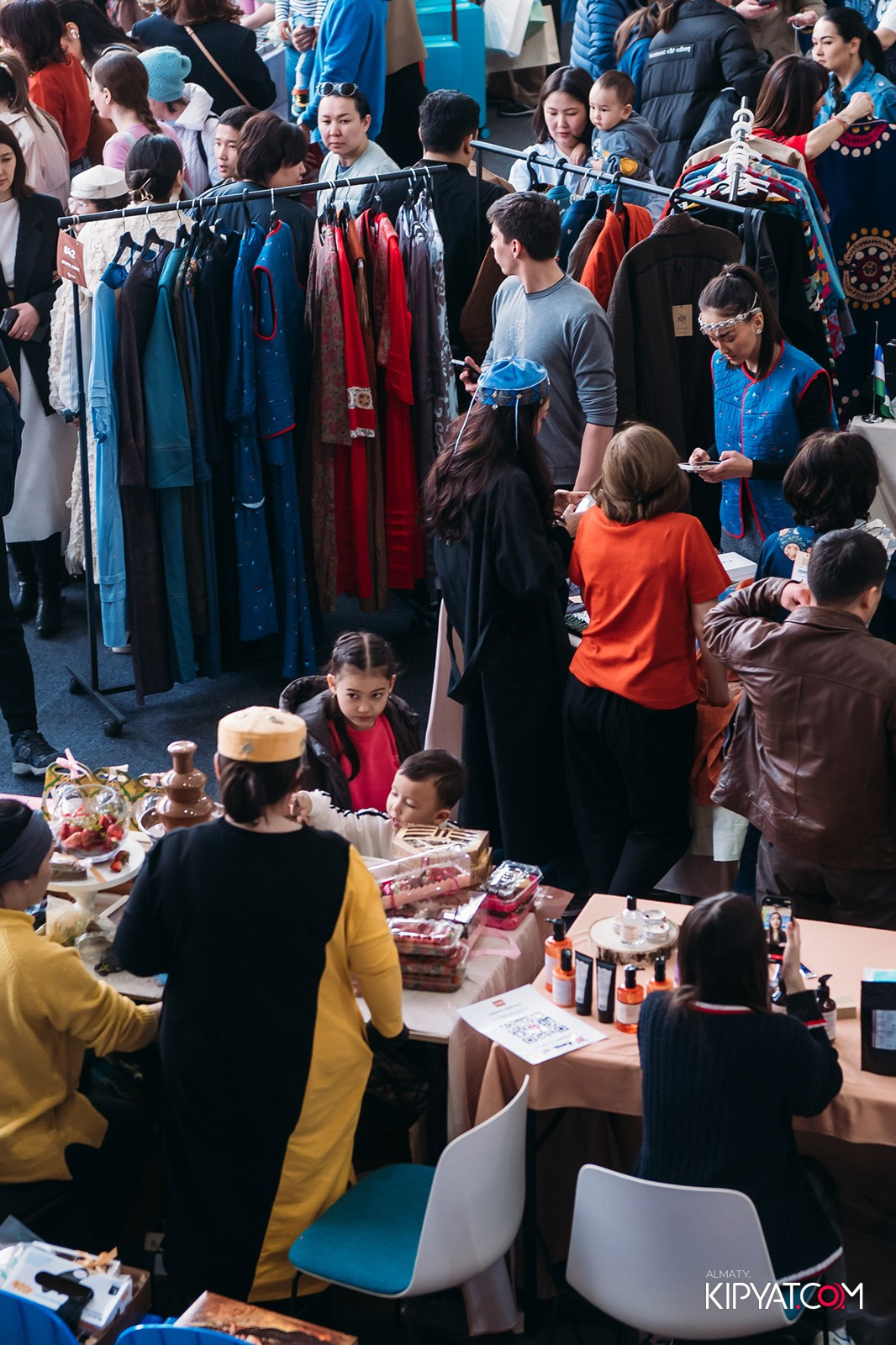 ETHNO POP-UP STORE NAURYZ B SADU ARENA. КИПЯТКОМ АЛМАТЫ!