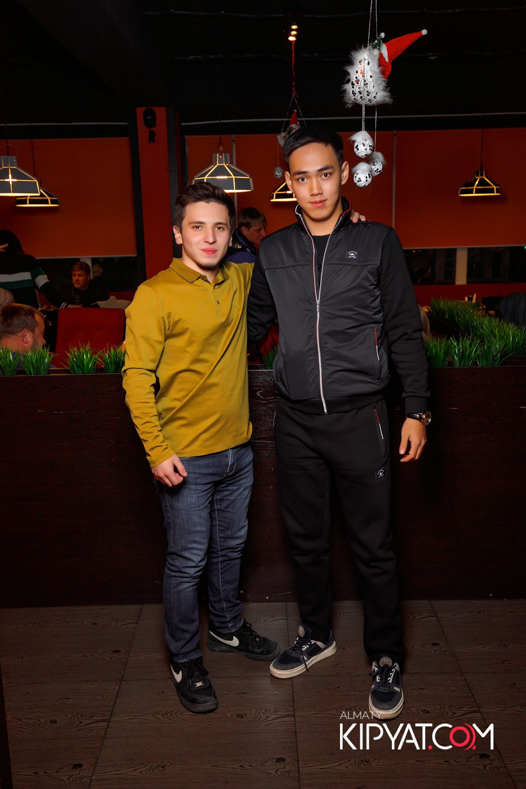 ШАШЛЫКОФФ. КИПЯТКОМ АЛМАТЫ!