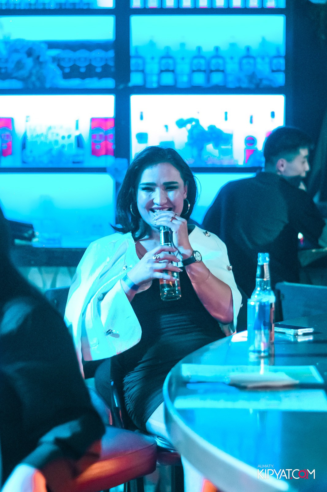 UYAT EMES BAR. КИПЯТКОМ АЛМАТЫ!