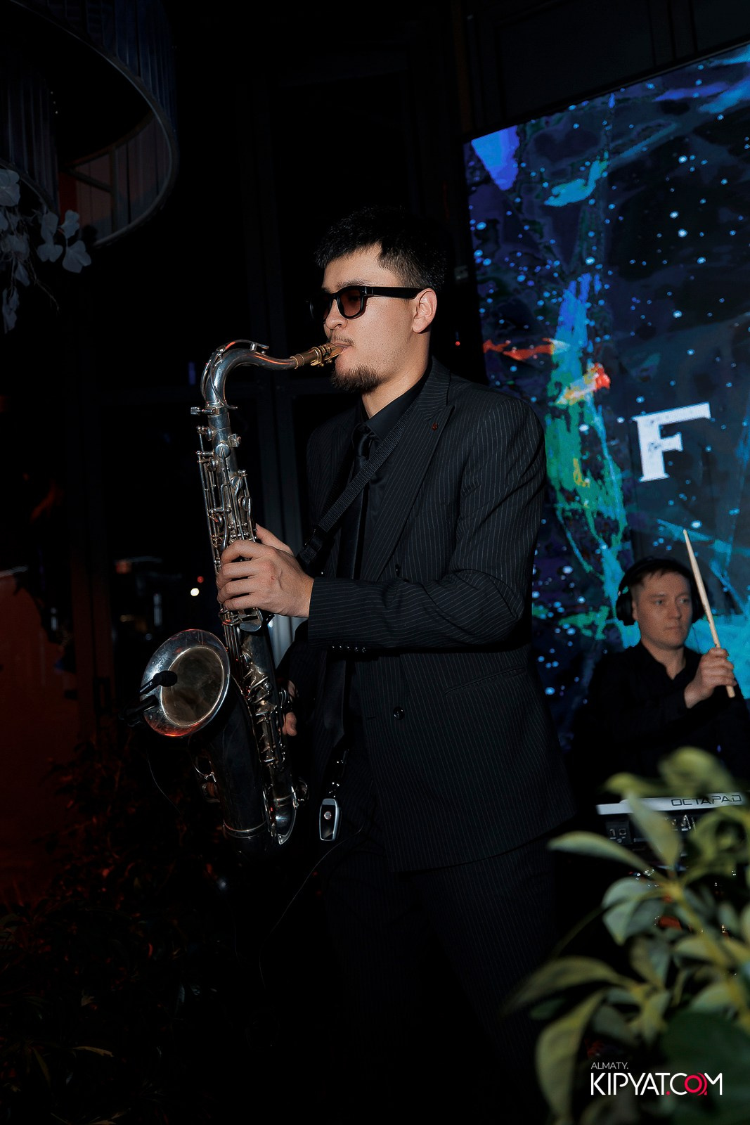 FRIENDS BAR & TERRACE. КИПЯТКОМ АЛМАТЫ! Фотосъемка мероприятий в Алматы