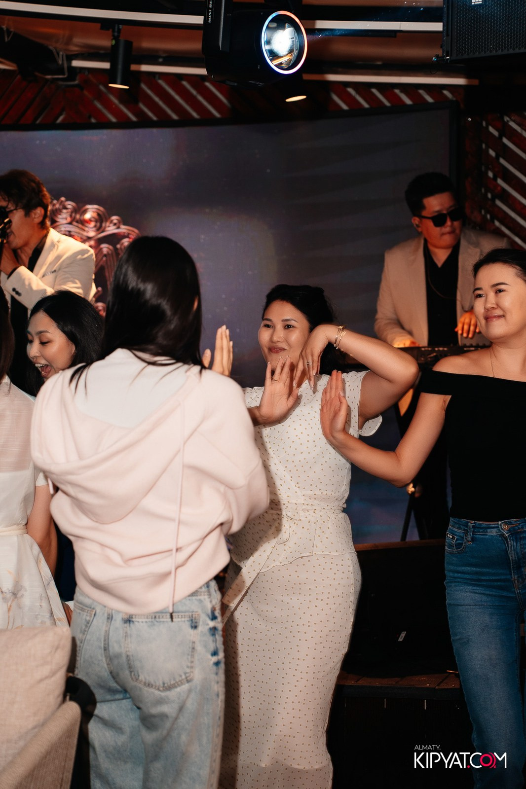 ОТКРЫТИЕ ЛЕТНЕЙ ТЕРРАСЫ В МЯТА PLATINUM НА АБАЯ. КИПЯТКОМ АЛМАТЫ! Фотосъемка мероприятий в Алматы