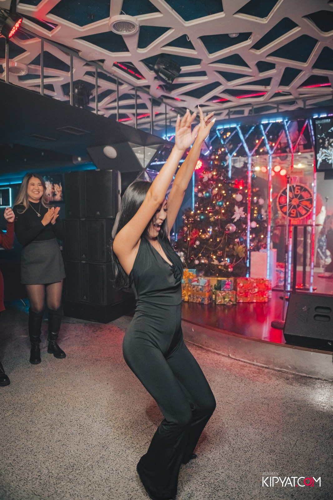 КАРАОКЕ МИКРОФОН. КИПЯТКОМ АЛМАТЫ!