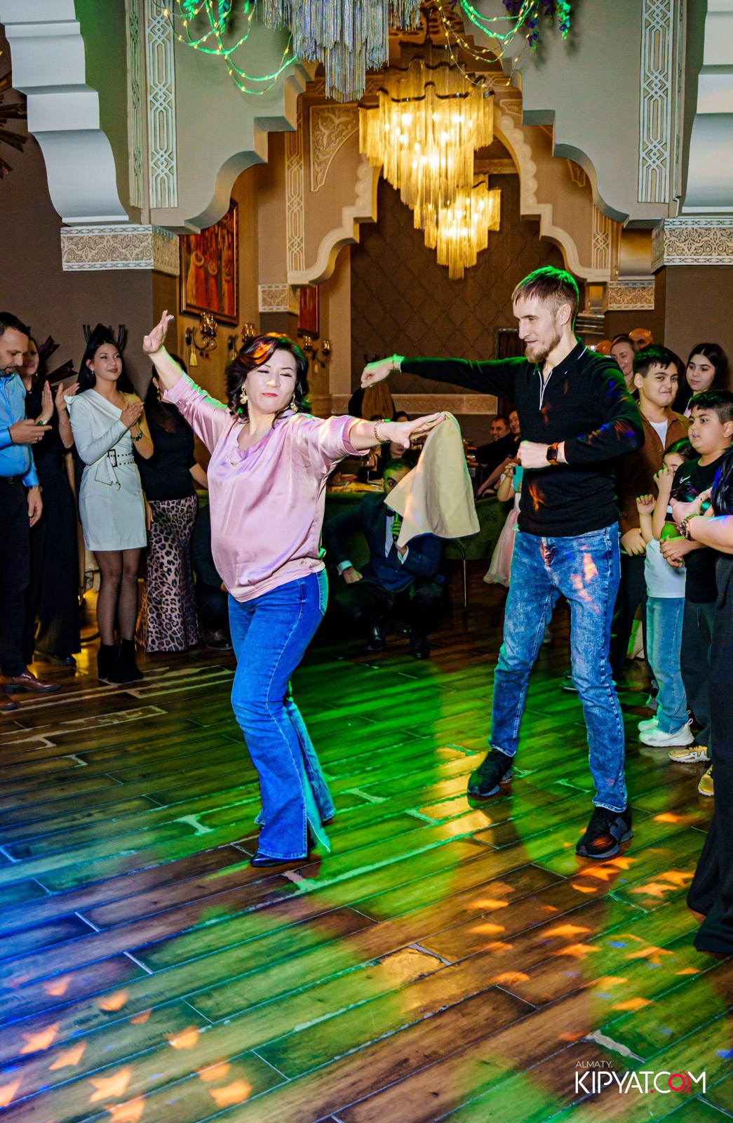 РЕСТОРАН NARSHARAB. КИПЯТКОМ АЛМАТЫ!