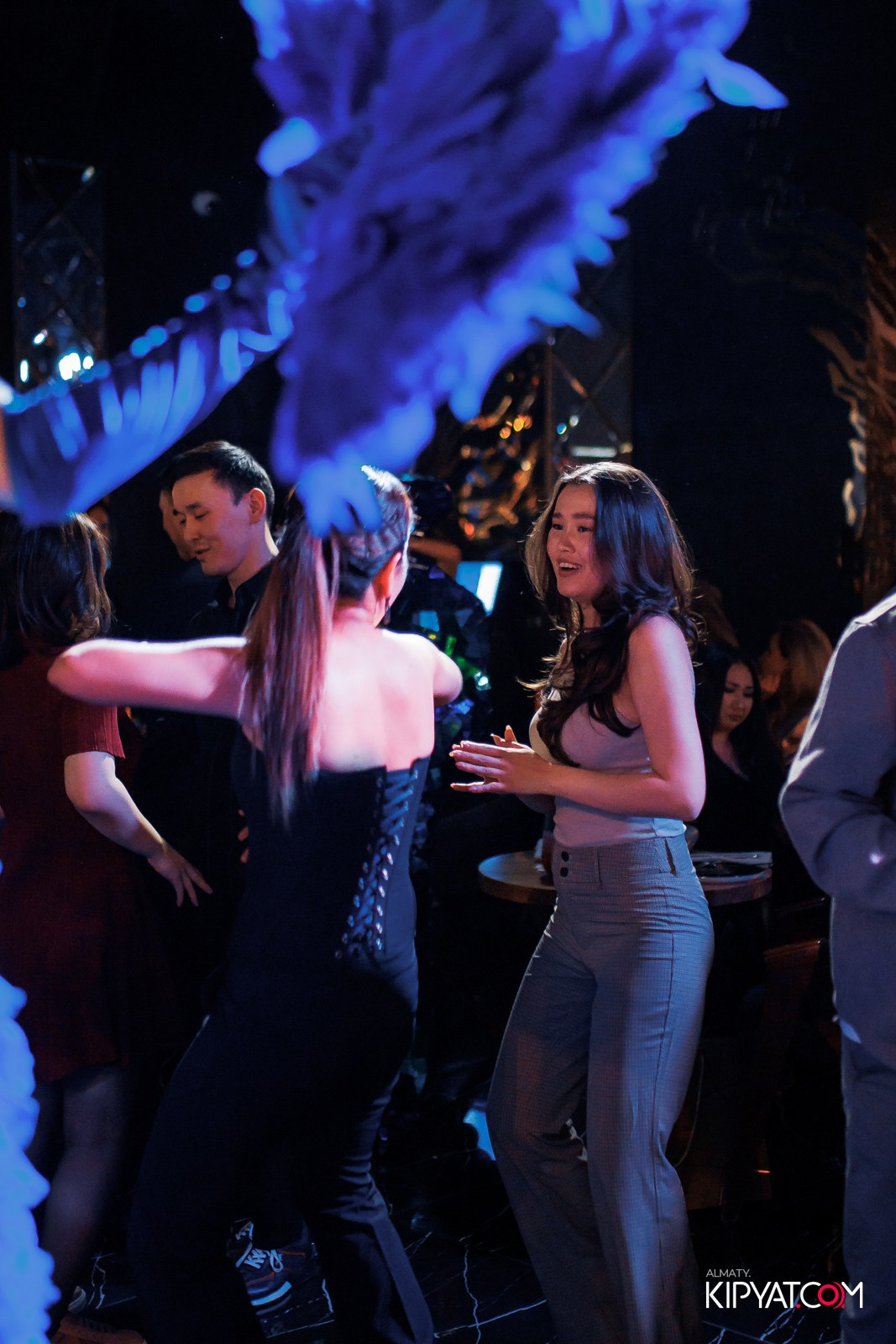 MOOD KARAOKE & TERRACE. КИПЯТКОМ АЛМАТЫ!