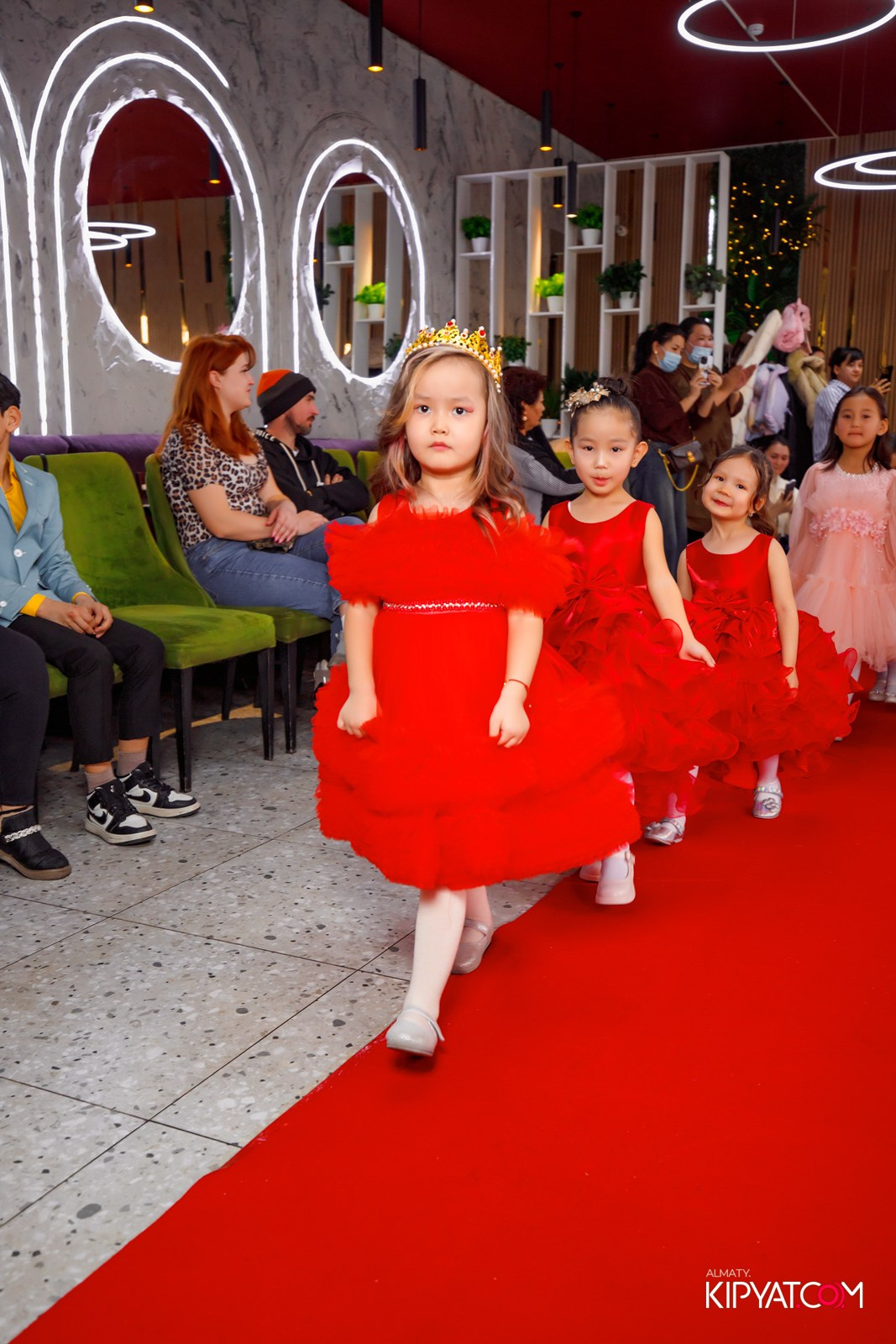 FASHION DAY 2025 КАФЕ ЖАКСЫЛЫК. КИПЯТКОМ АЛМАТЫ!