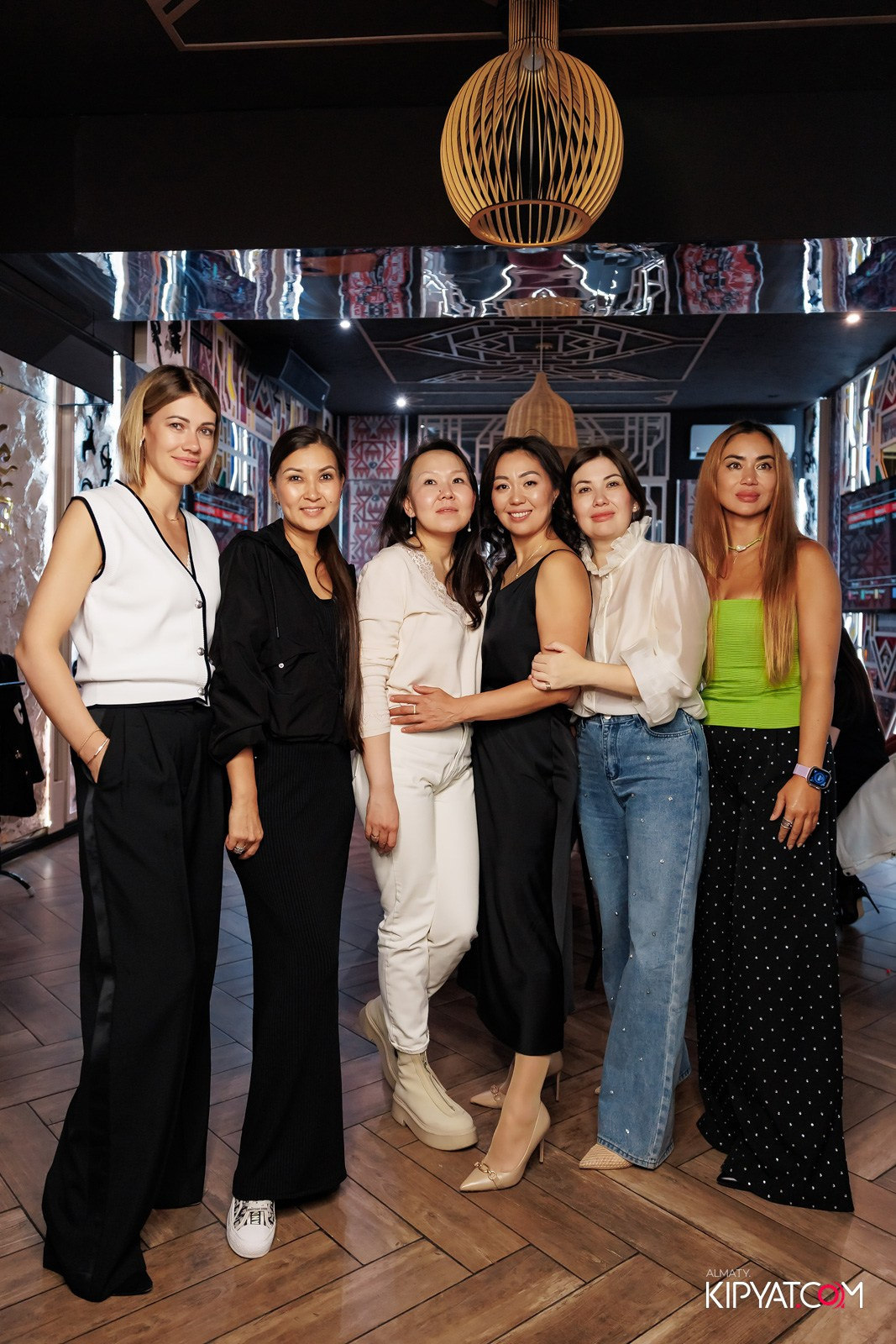 ЗАЯ, НА БИС. КИПЯТКОМ АЛМАТЫ!