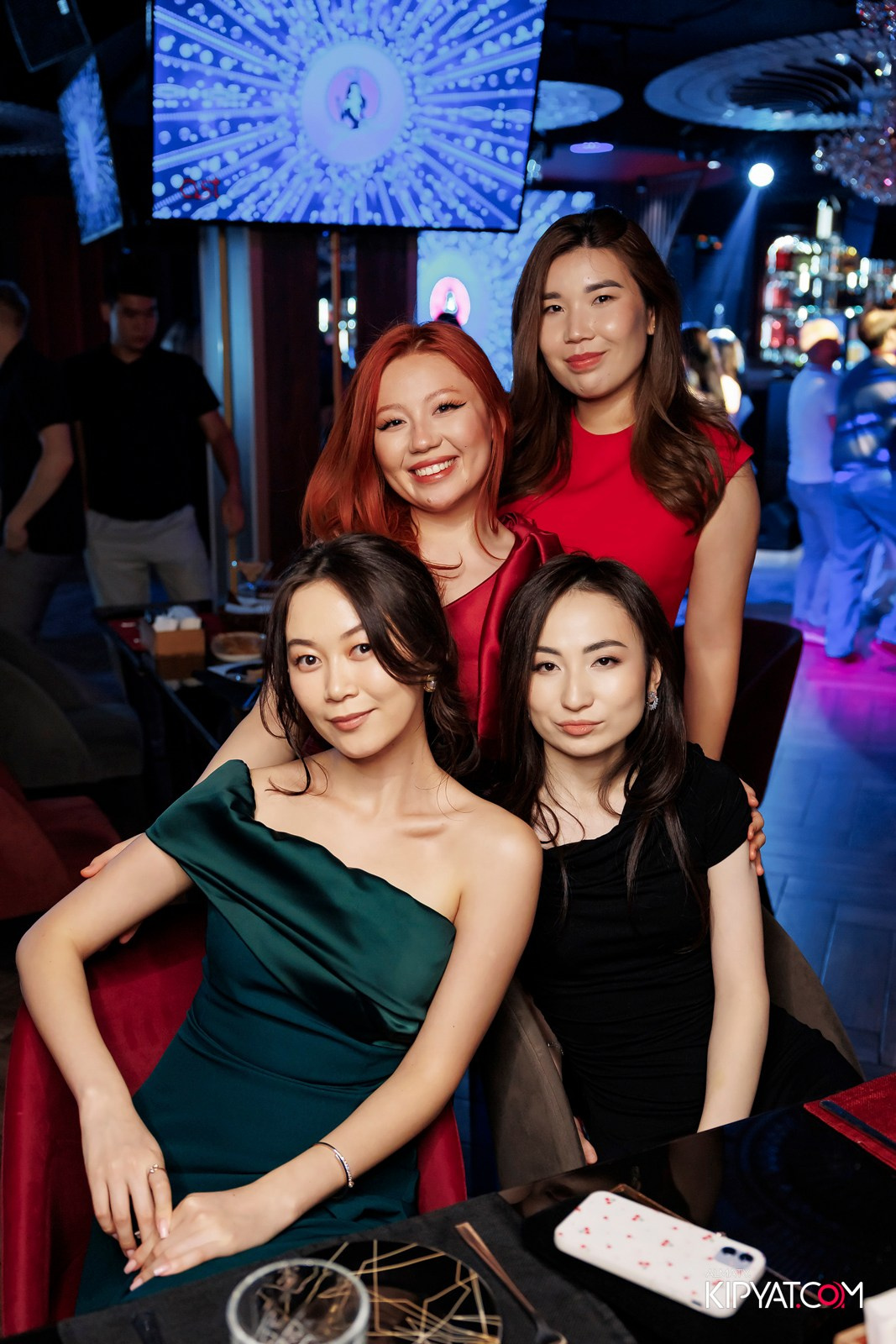 ЗАЯ, НА БИС. КИПЯТКОМ АЛМАТЫ!