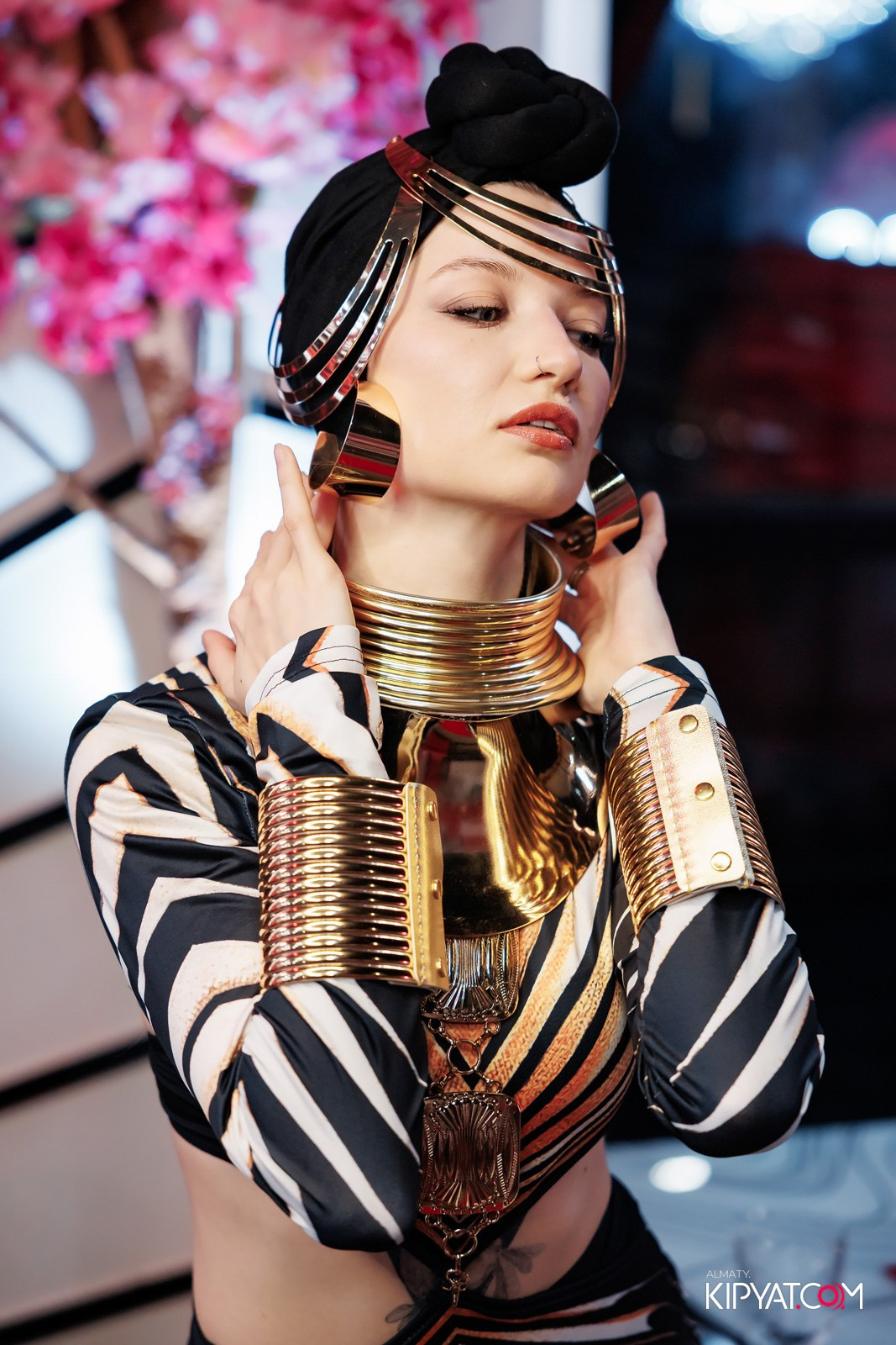 ЗАЯ, НА БИС. КИПЯТКОМ АЛМАТЫ!