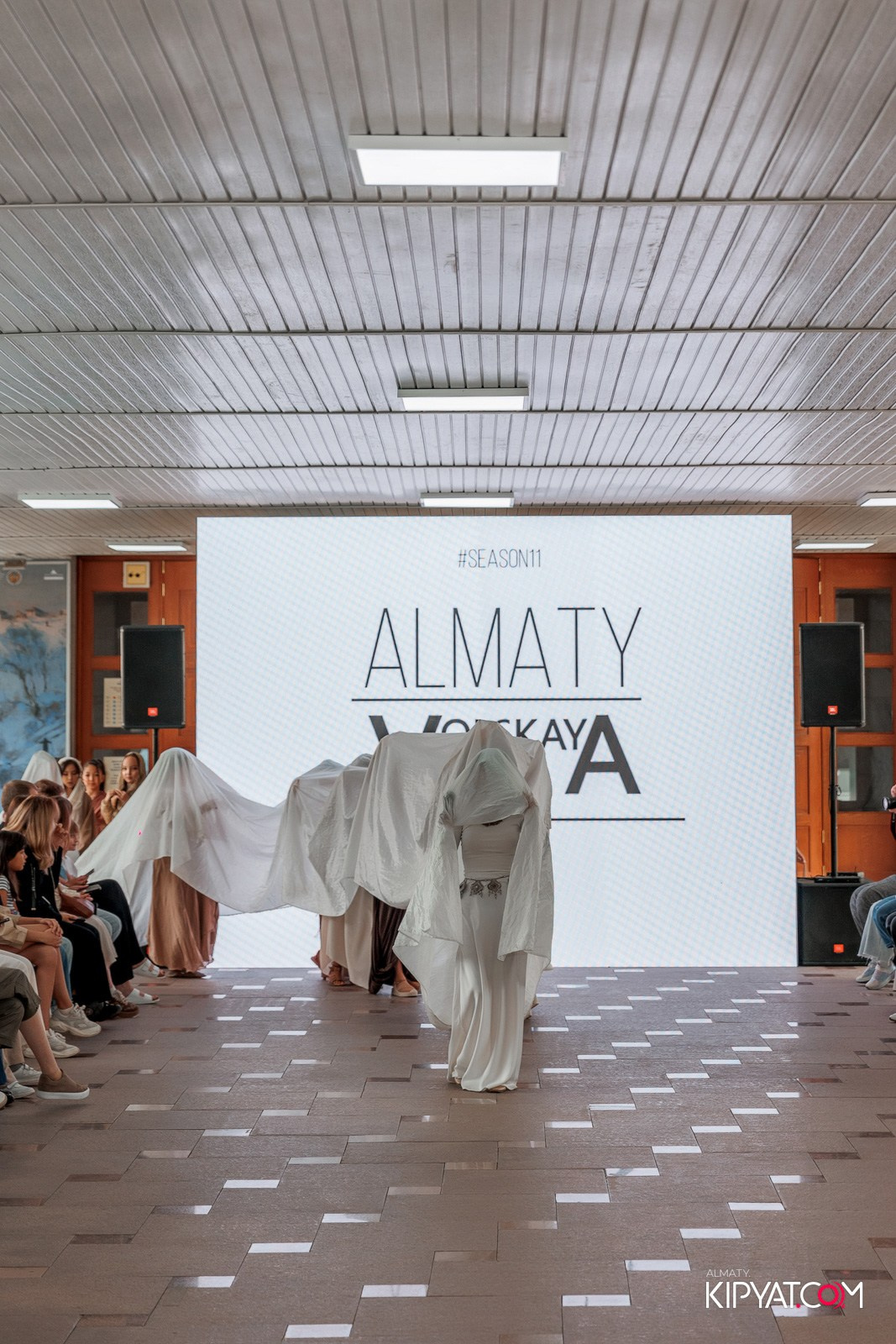 JUNIOR FASHION SHOW. КИПЯТКОМ АЛМАТЫ!