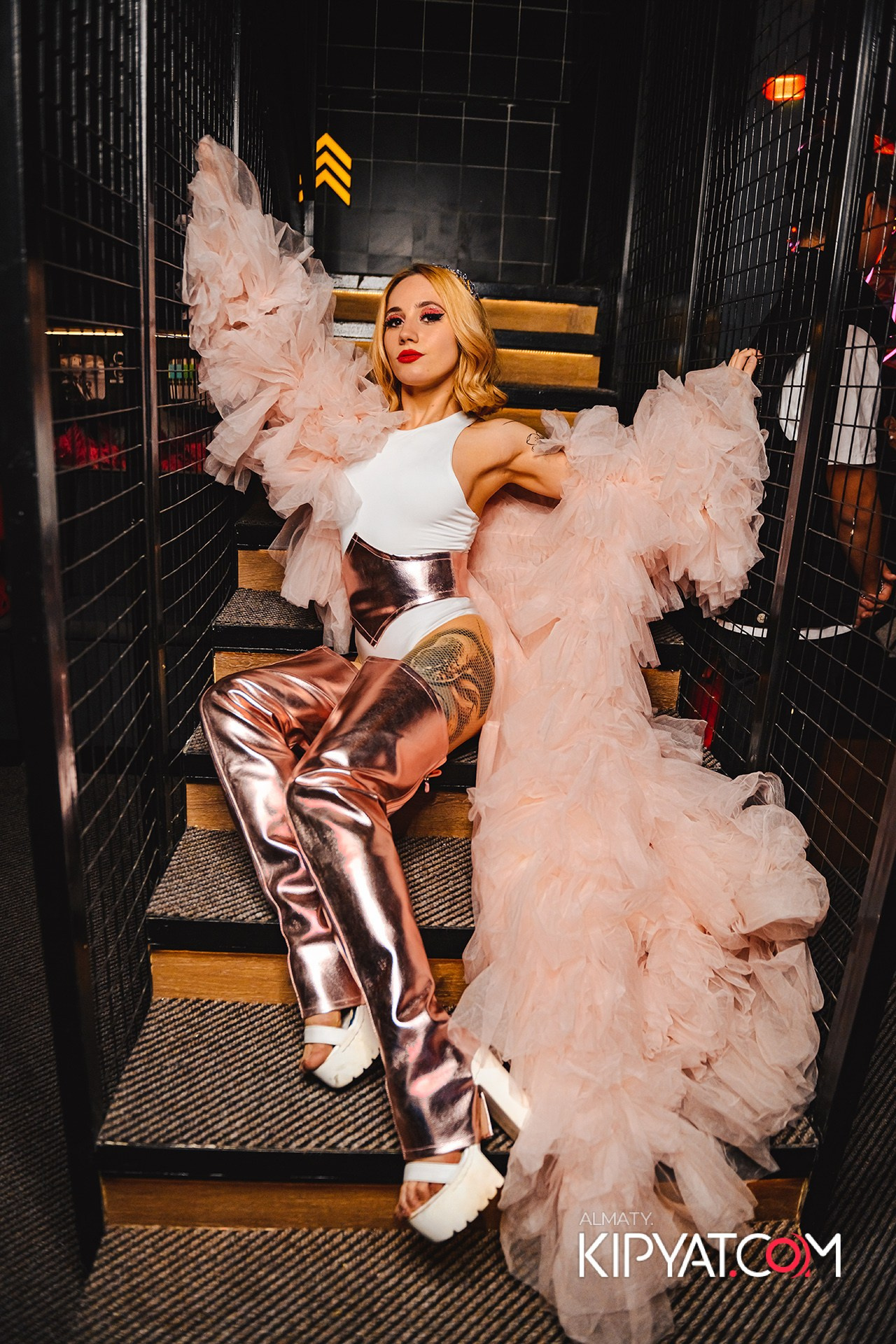 ВЫСТУПЛЕНИЕ ГРУППЫ ВИРУС SANTA BARBARA. КИПЯТКОМ АЛМАТЫ!