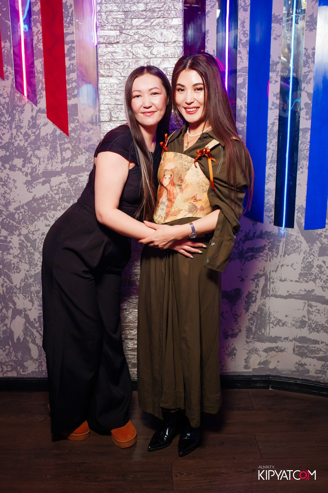 УХО И МЕДВЕДЬ НА ГАГАРИНА. КИПЯТКОМ АЛМАТЫ!