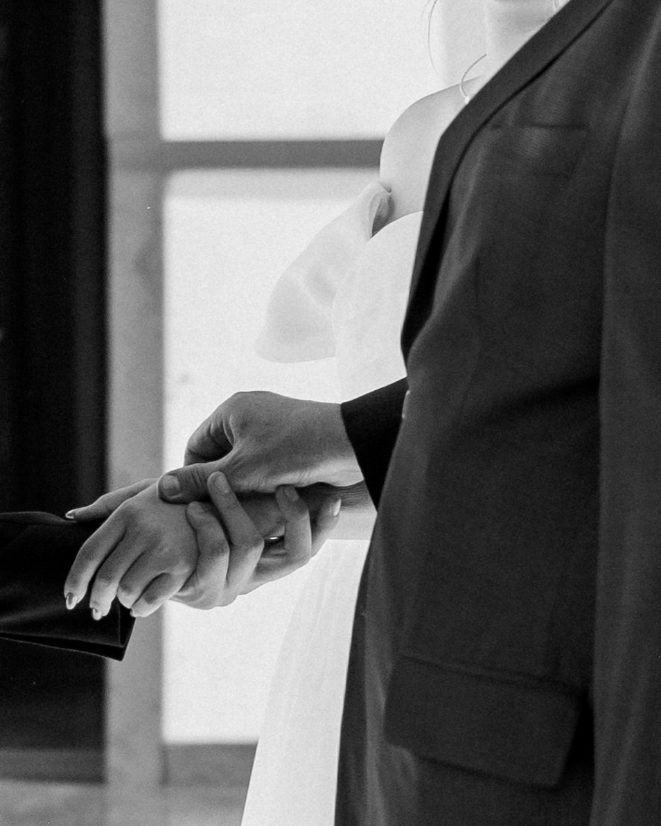 Виталий и Элизабета. Свадебный фотограф Надежда Долгова