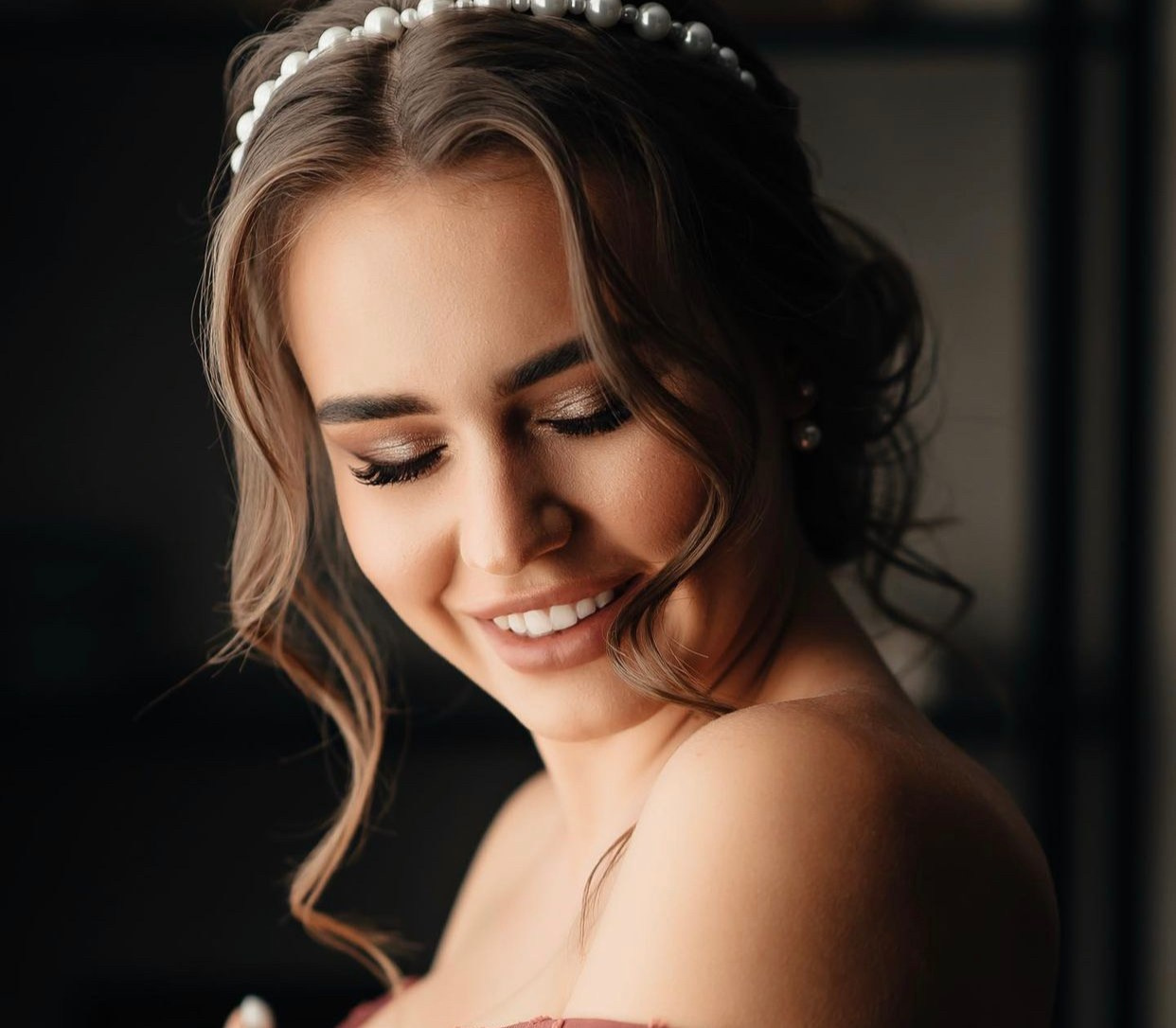 Свадебные образы. Свадебный стилист по прическам и макияжу в Ростове-на-Дону Даниэла Дар
