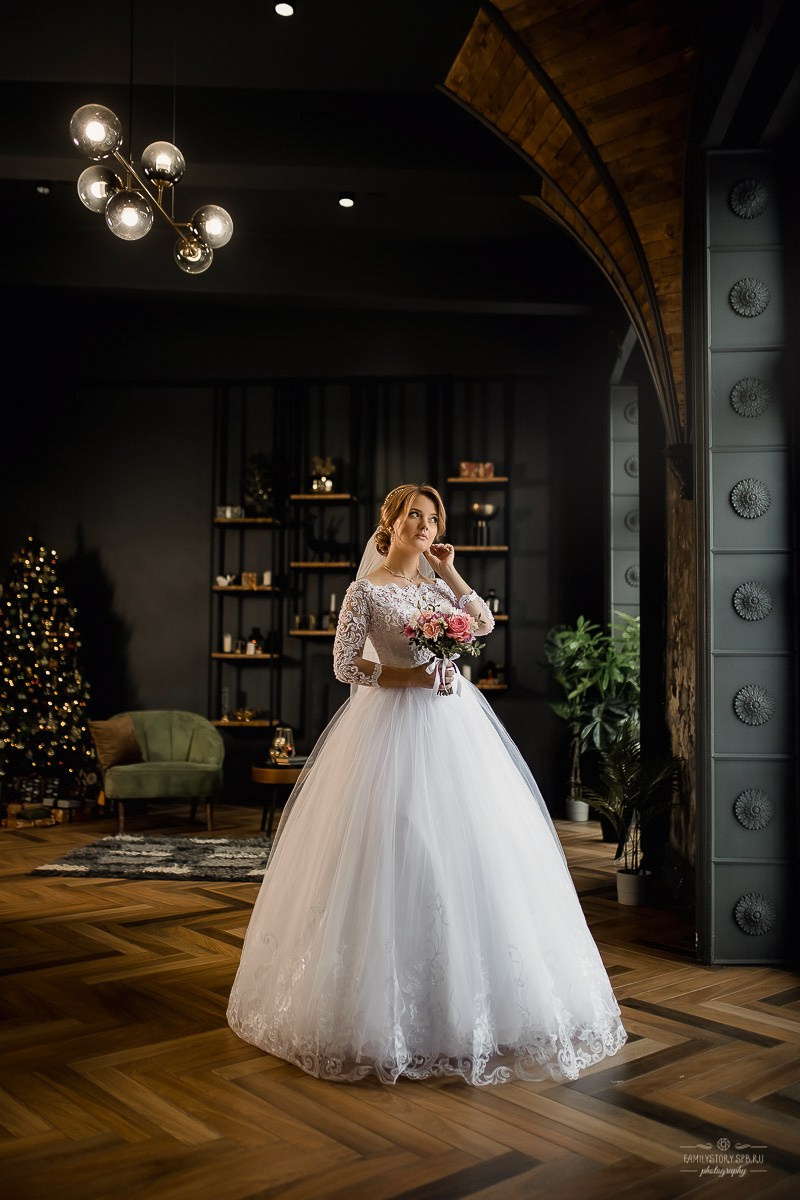Свадебная фотосессия в интерьере: уют, фактура и свет как у старых мастеров. Свадебный фотограф — Санкт-Петербург (СПб) Питер