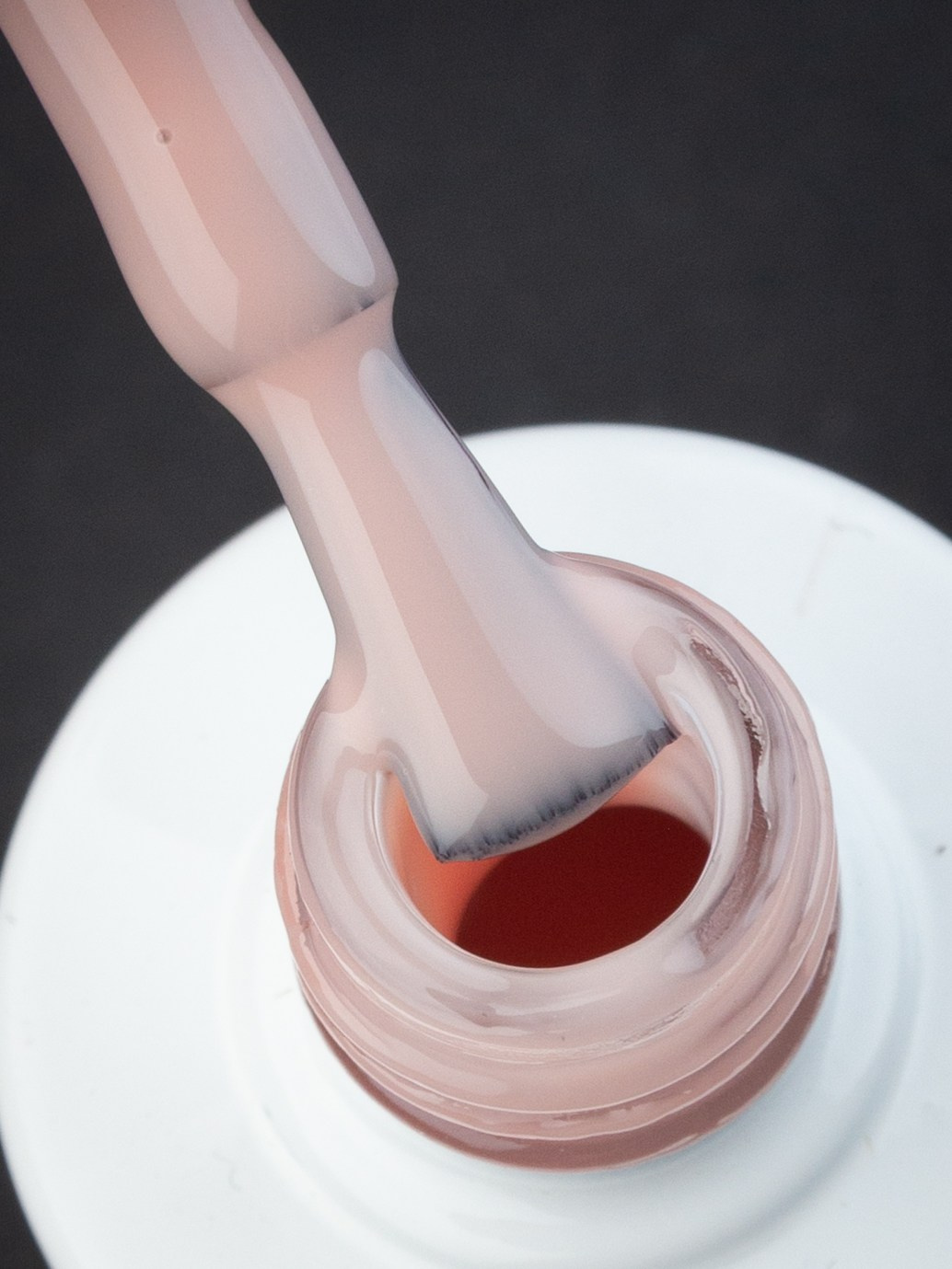 Kira на чёрном. Александр Стряпунин — предметный фотограф в Улан-Удэ