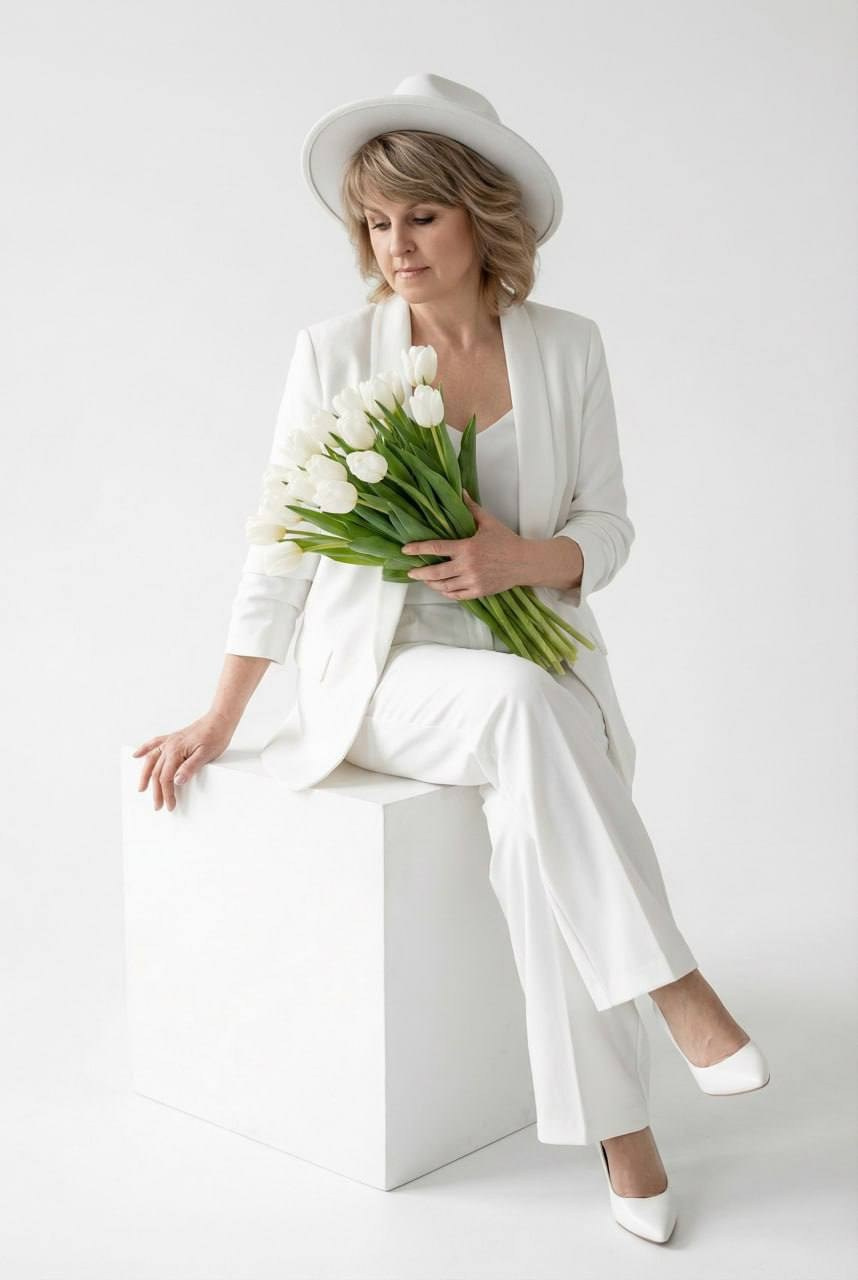 Бизнес портреты. Шаблоны и дизайны выпускных альбомов и фотокниг