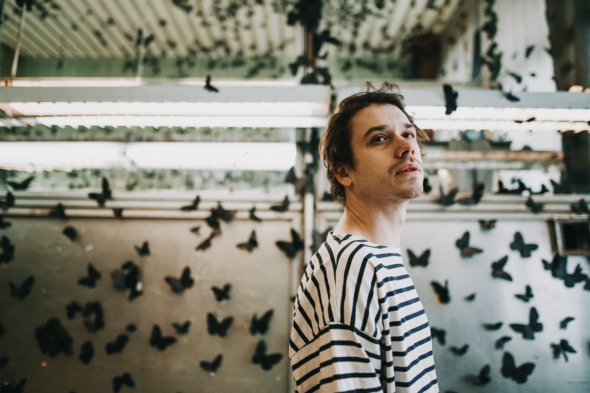 В глубине моего сознания мерцающий свет. Соня Черных (sophieblack)