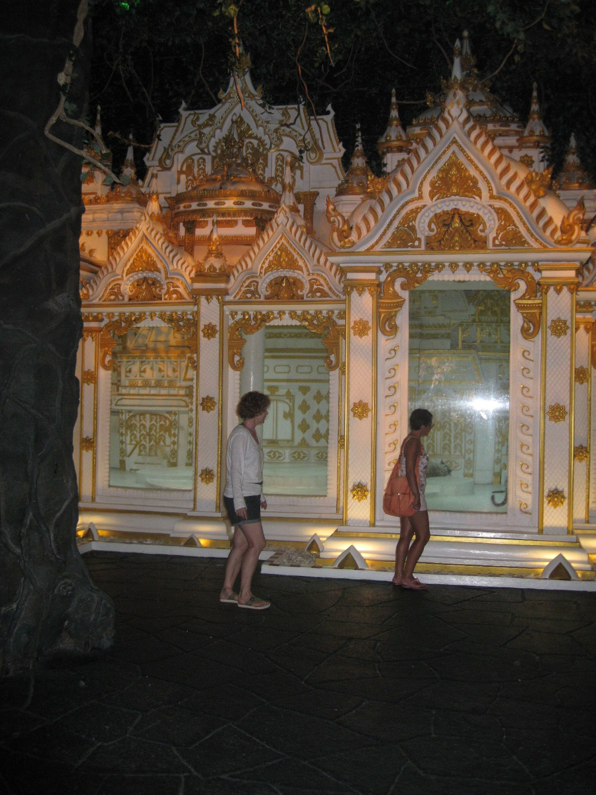 Тайланд 2012 г. Улица, люди, жизнь…