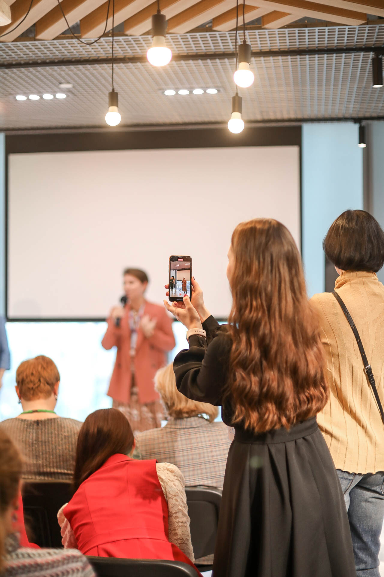 КОНФЕРЕНЦИЯ. Контент фотограф в Москве Екатерина Михно