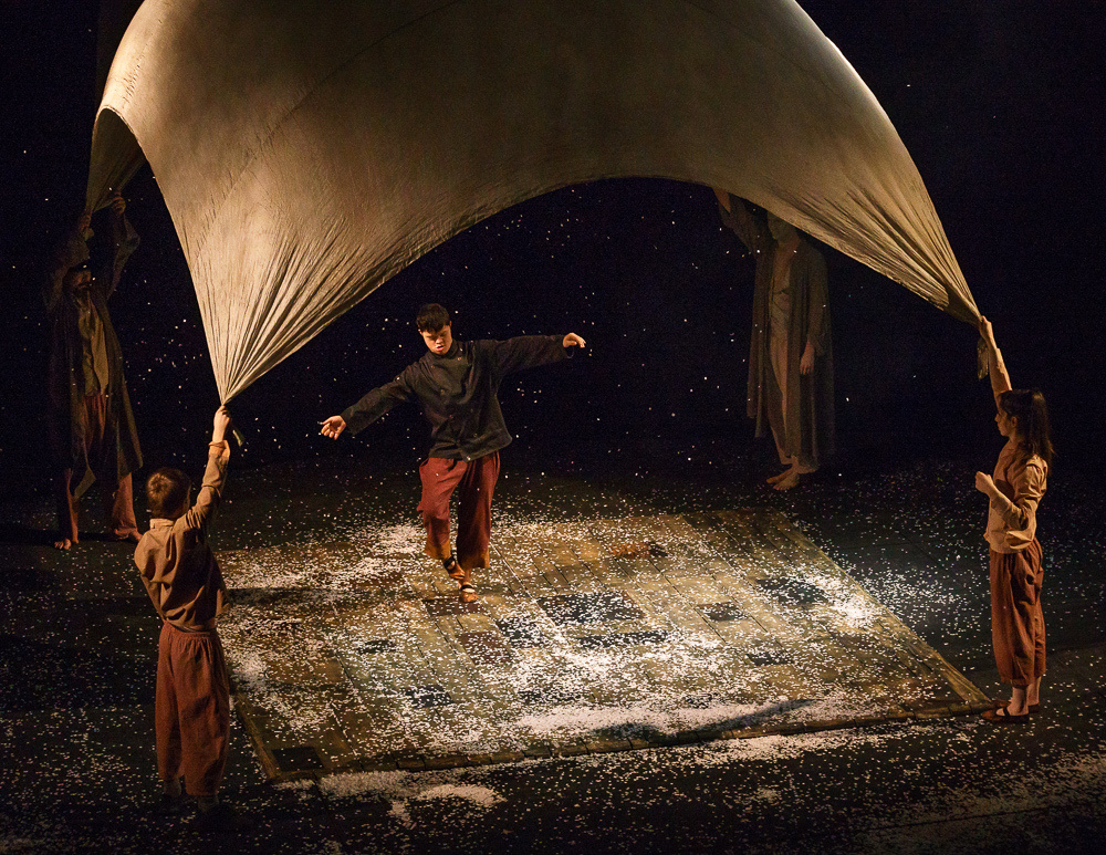 On stage. Dance and Theater Photographer Yana Gorbacheva