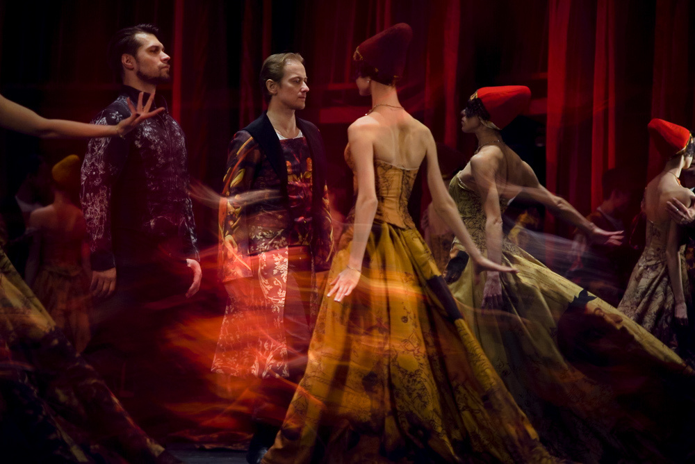 On stage. Dance and Theater Photographer Yana Gorbacheva