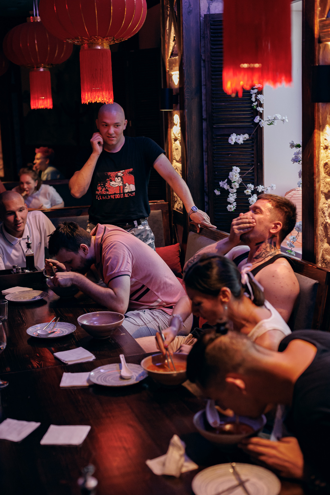 Mr.& Mrs. Boo: Чемпионат по поеданию рамена