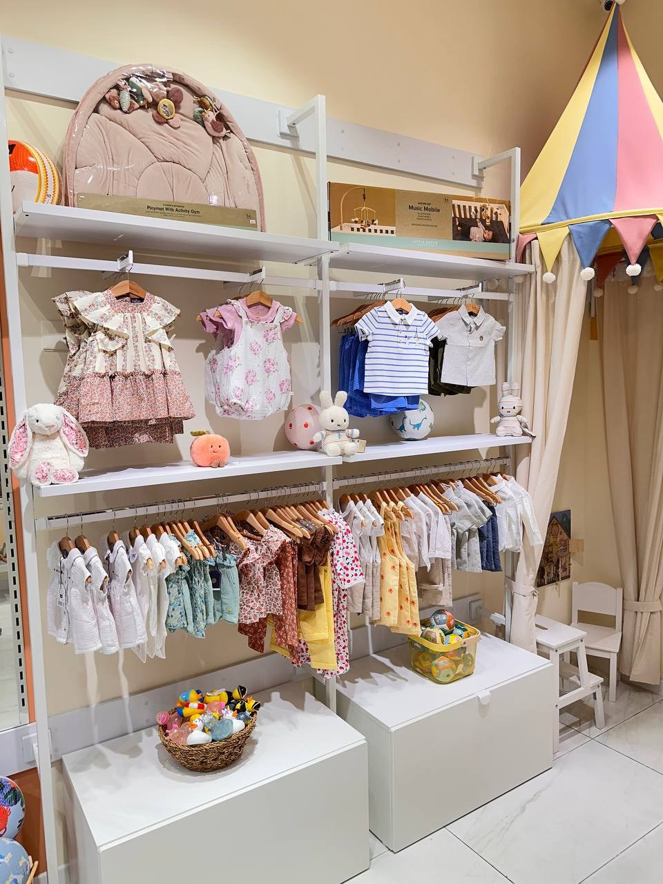 Herzliya, 7Stars Mall. Olga Goldina architectural interior design, styling and staging