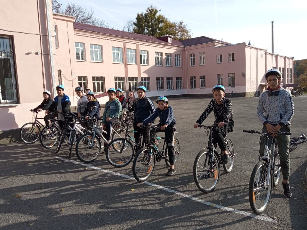 Юность. Дорога. Велосипед (2021). Экстремальные виды спорта в Красном Сулине