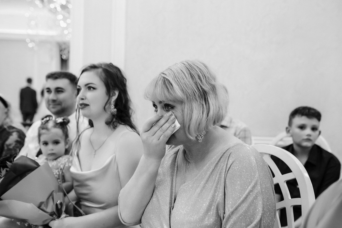 Свадебная фотосессия на Невском. Свадебный фотограф СПБ