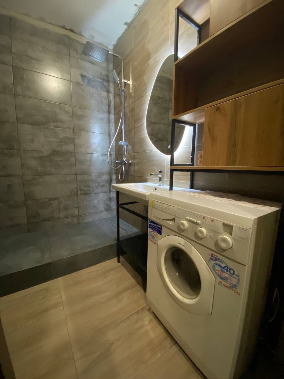 Ванная комната (ул. Волочаевская д. 8). Ремонт санузла, туалета, ванной под ключ в Казани. Укладка плитки