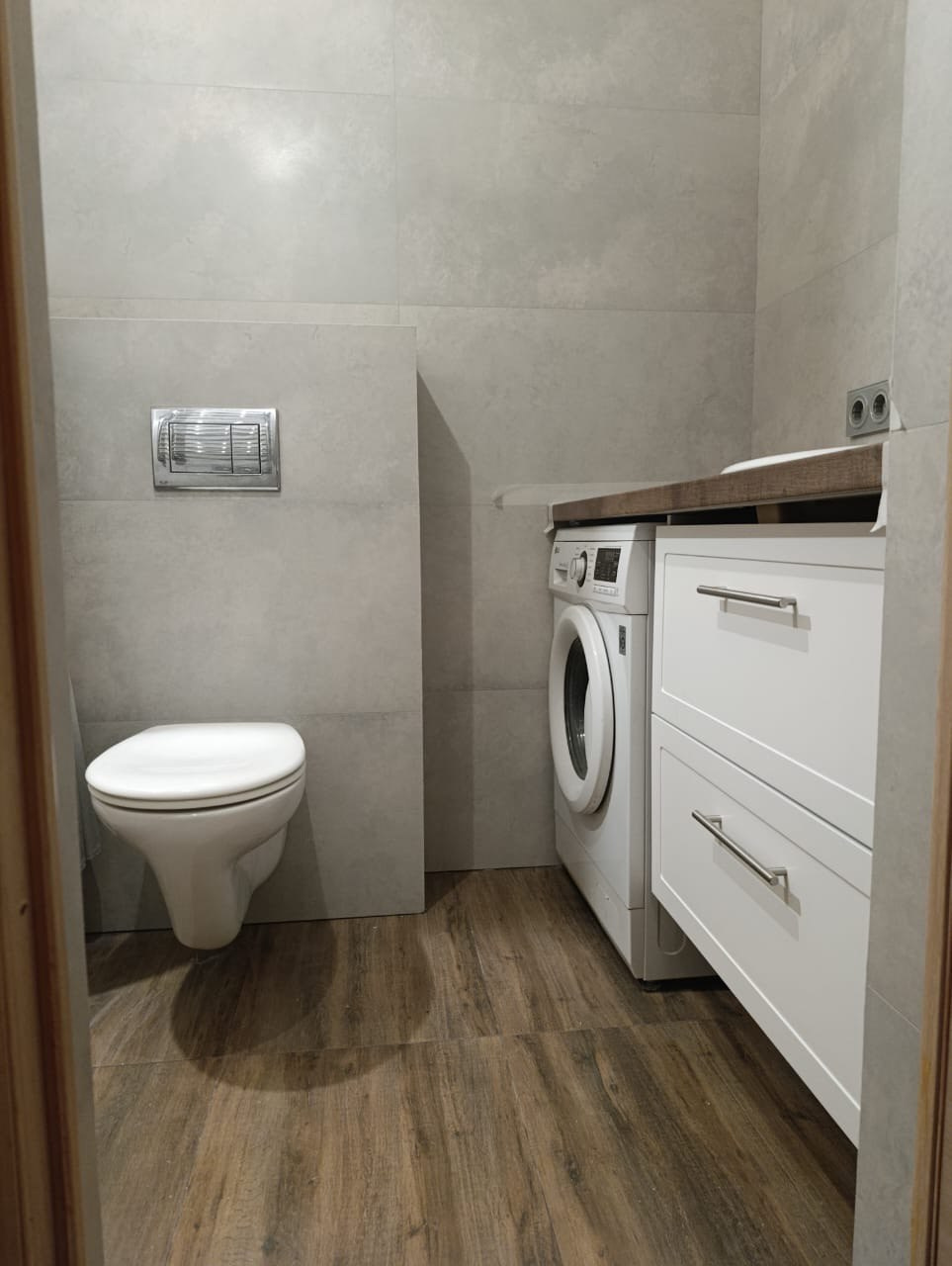 Ванная комната (ул. Голубятникова д. 30). Ремонт санузла, туалета, ванной под ключ в Казани. Укладка плитки