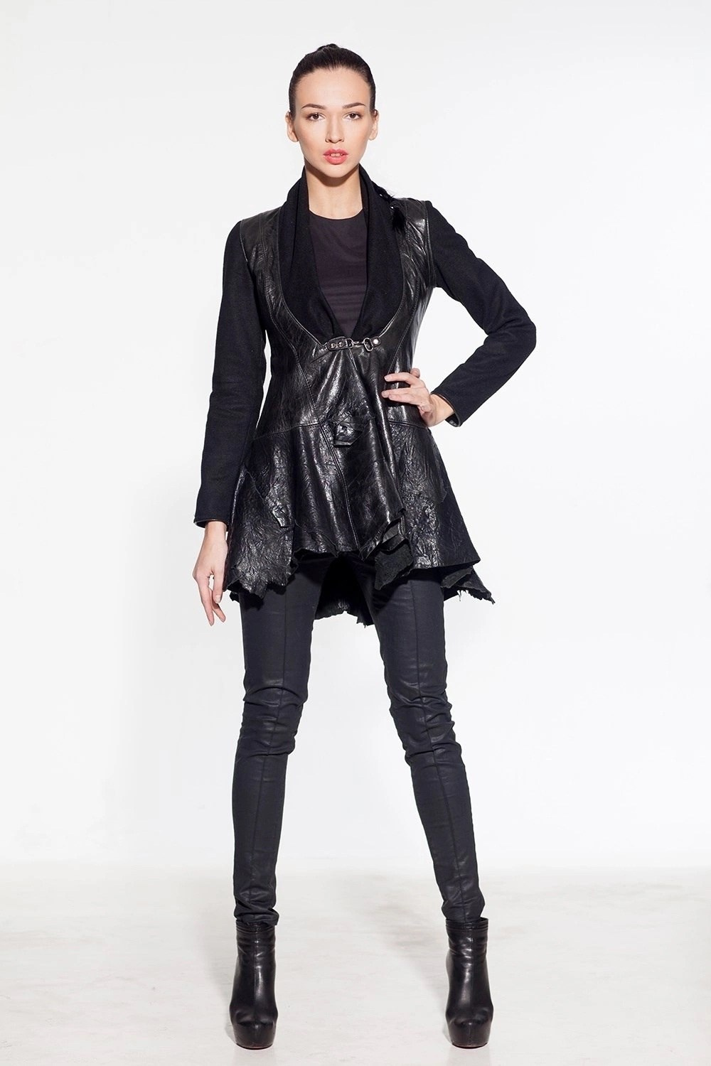 Анастасия, 42-44 р-р, 175 рост. KED Production — продакшн из СПб. Создаём фото, видео и контент, который помогает брендам и селлерам продавать больше