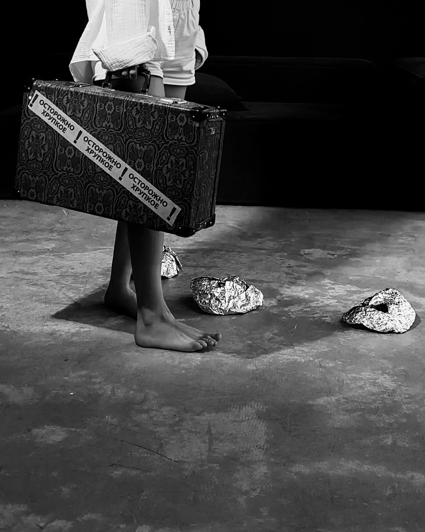 Authentic weight. Anna Sazhenkova photographer and visual artist from Russia