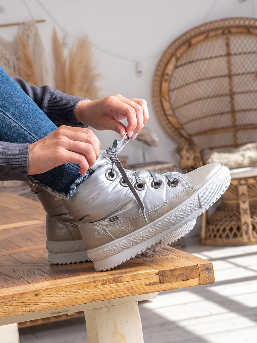 Обувь на модели. Фотограф Юлия Зимина