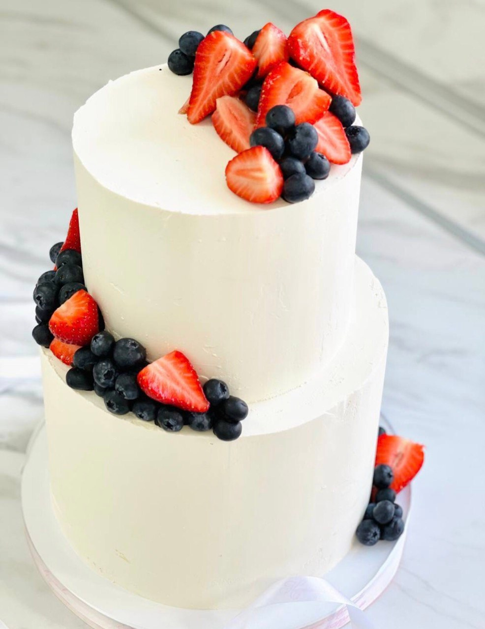 Торты и десерты. Выездной кейтеринг, съедобные букеты, торты и сладости на заказ