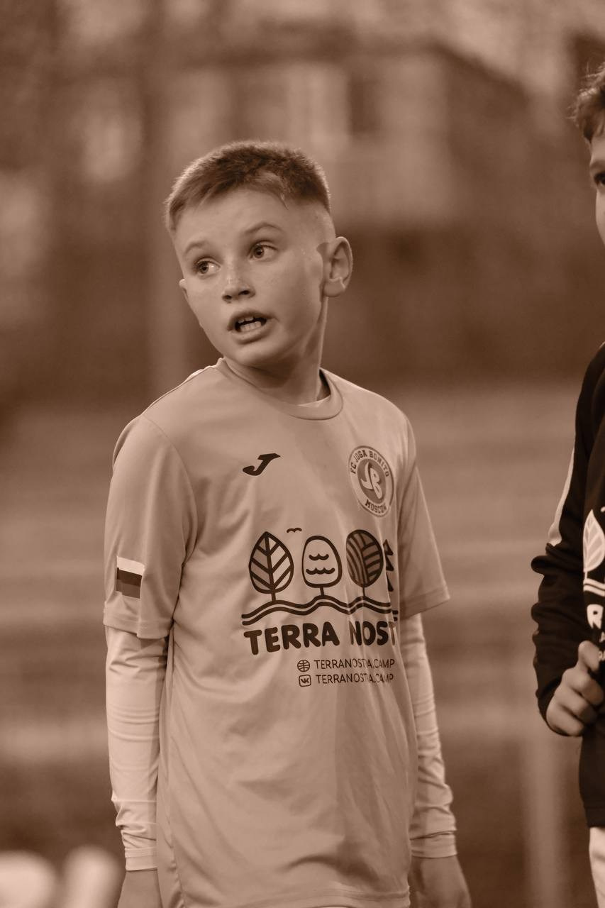 Футбол фотосъемка футбола спортивный фотограф в Москве. Фотограф и художник в Москве Евгения Нюнина