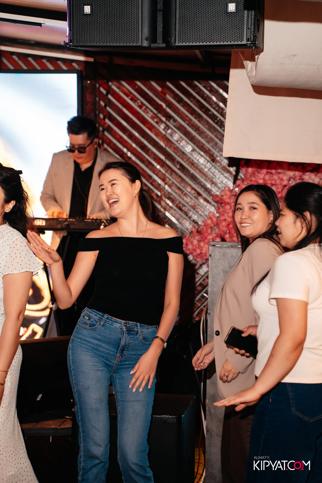 ОТКРЫТИЕ ЛЕТНЕЙ ТЕРРАСЫ В МЯТА PLATINUM НА АБАЯ. КИПЯТКОМ АЛМАТЫ! Фотосъемка мероприятий в Алматы