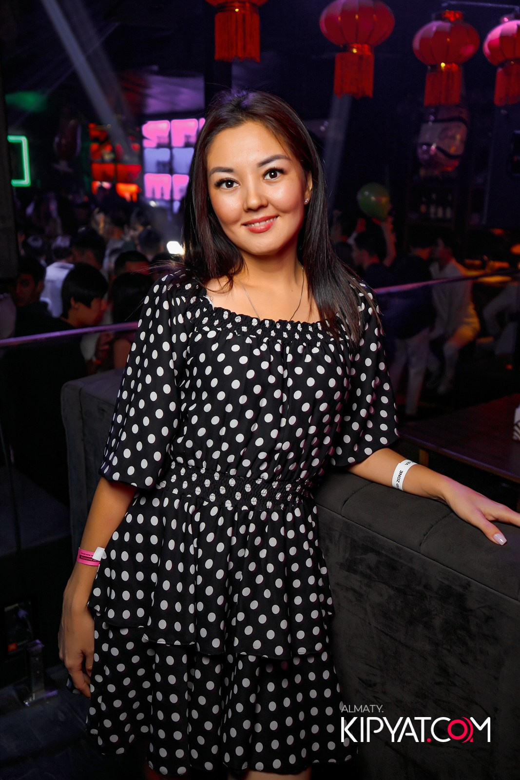 UYAT EMES BAR. КИПЯТКОМ АЛМАТЫ!