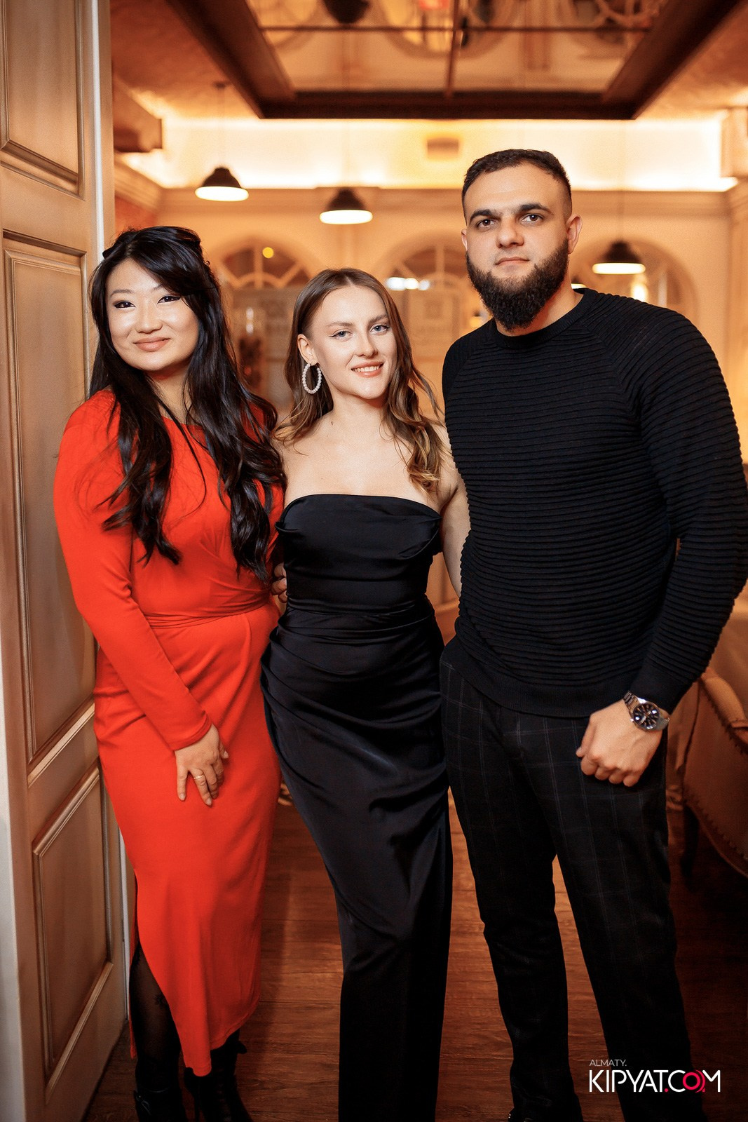 LAUREATE RESTAURANT. КИПЯТКОМ АЛМАТЫ!