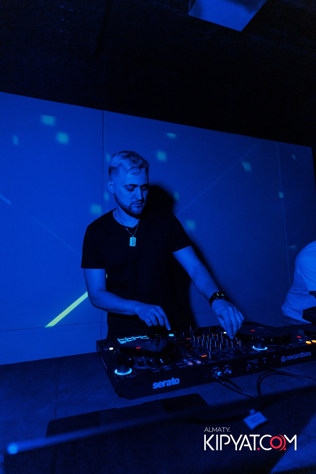 EVENT BAR. КИПЯТКОМ АЛМАТЫ!