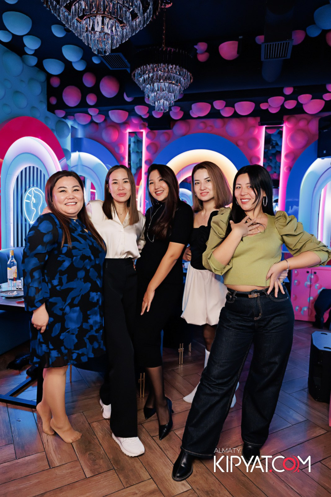 ЗАЯ, НА БИС. КИПЯТКОМ АЛМАТЫ!