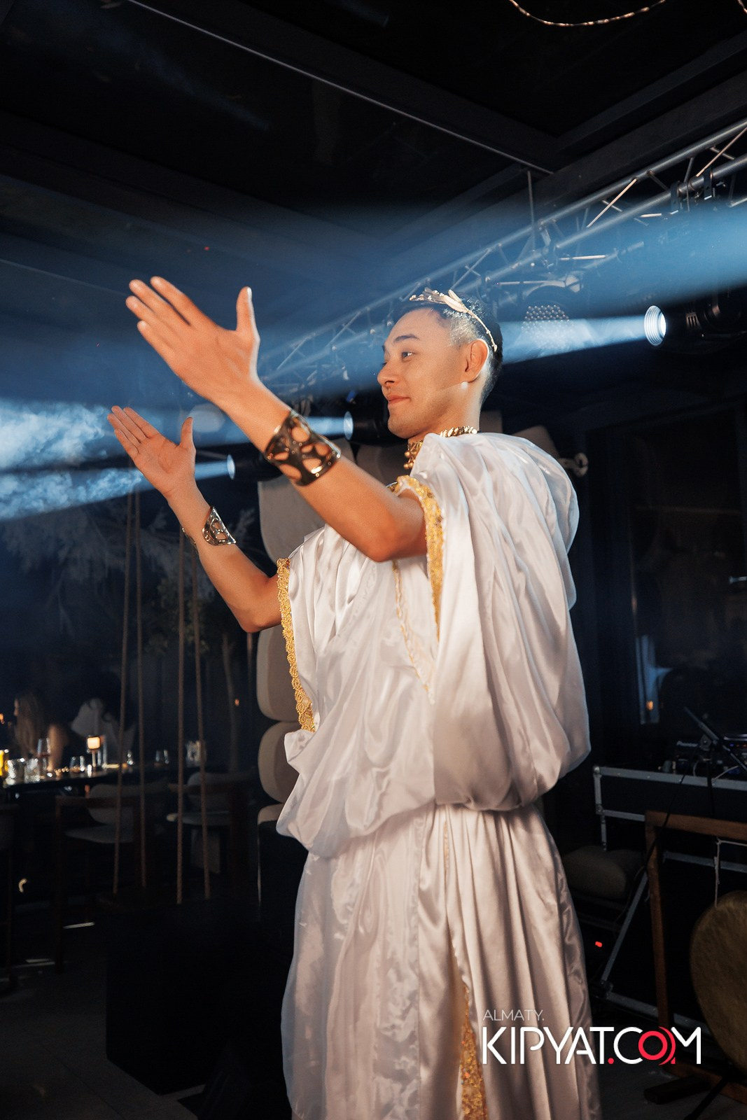 EDEN BAR & RESTAURANT. КИПЯТКОМ АЛМАТЫ!