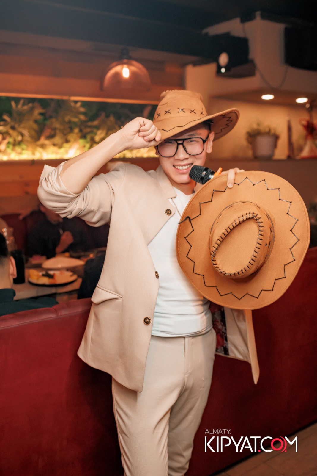 AVENUE. КИПЯТКОМ АЛМАТЫ!