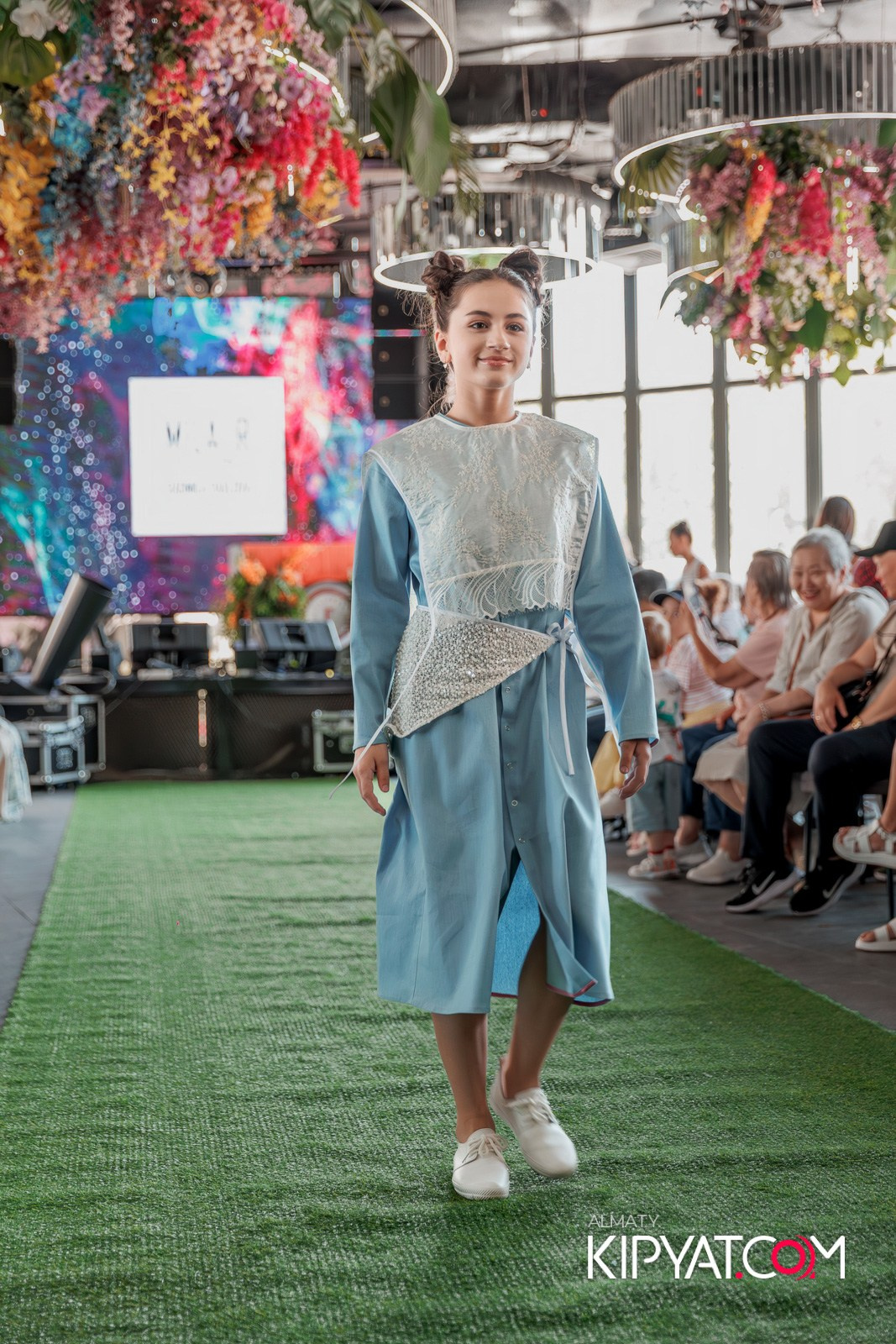 PROM KIDS FASHION SHOW. КИПЯТКОМ АЛМАТЫ!