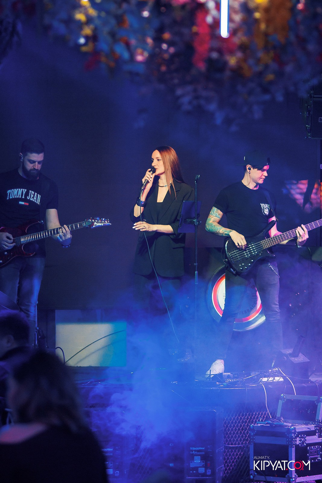 FRIENDS BAR & TERRACE. КИПЯТКОМ АЛМАТЫ!