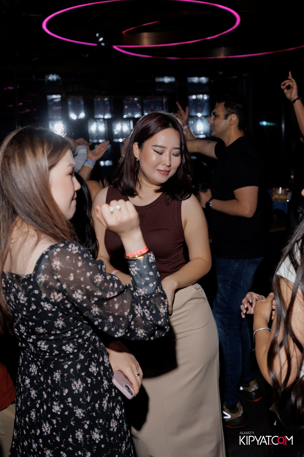 EVENT BAR. КИПЯТКОМ АЛМАТЫ!