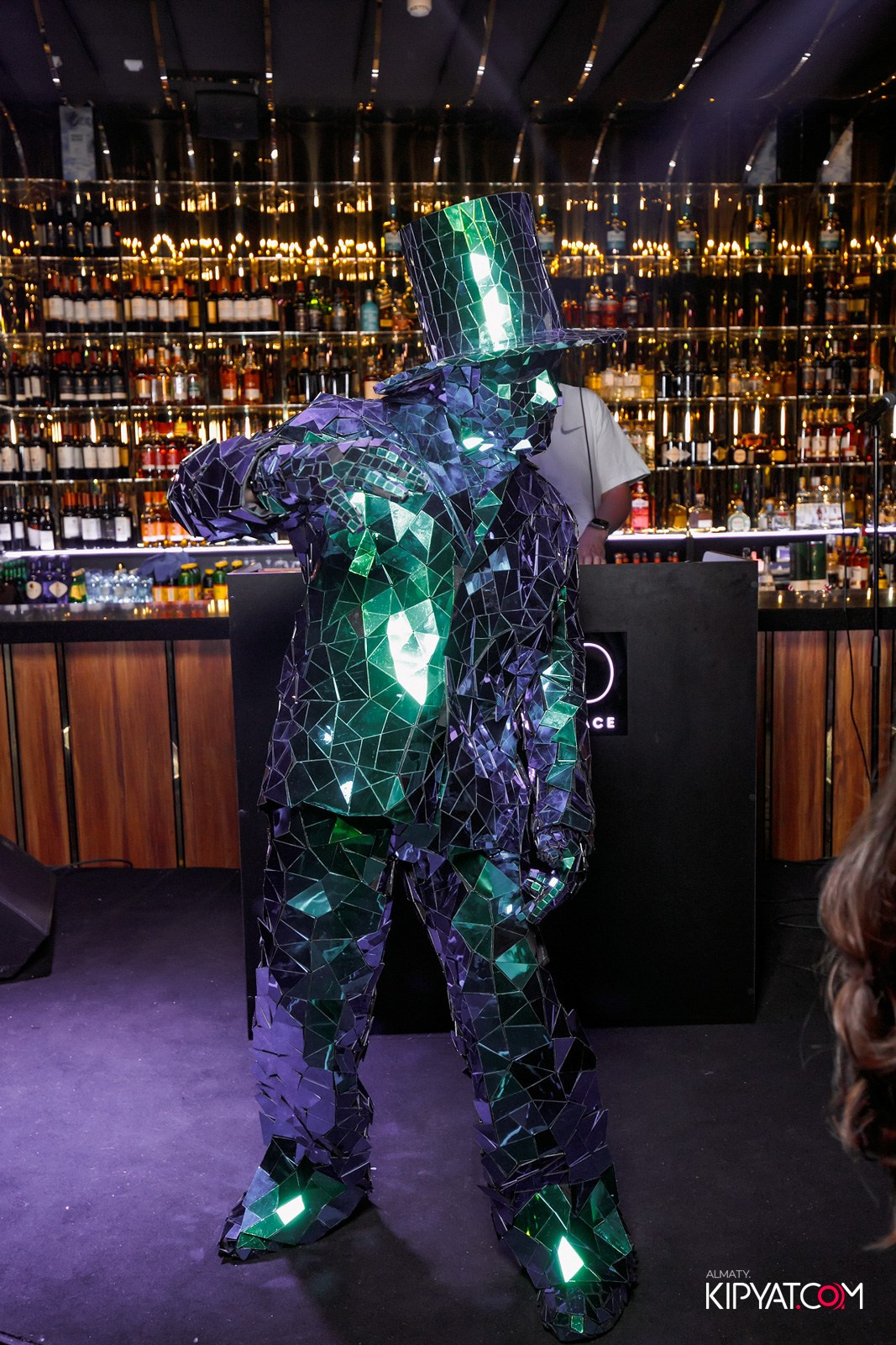 MOOD KARAOKE & TERRACE. КИПЯТКОМ АЛМАТЫ!