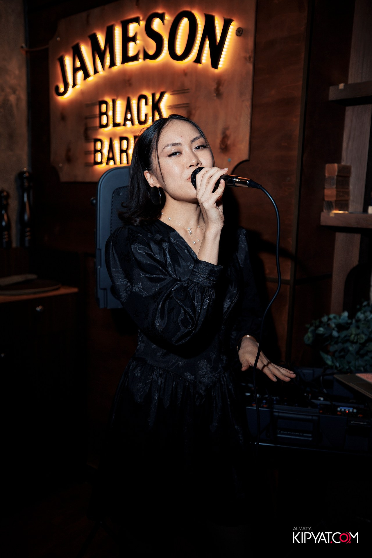 РЕСТО-БАР СКАНДАЛИСТЪ. КИПЯТКОМ АЛМАТЫ! Фотосъемка мероприятий в Алматы